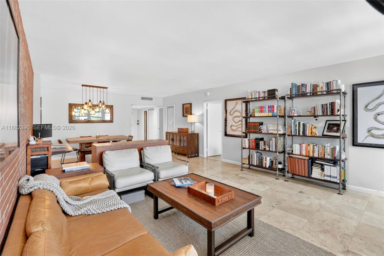 5700 Collins Ave, Unit 3M, Miami Beach, FL 33140 Photo