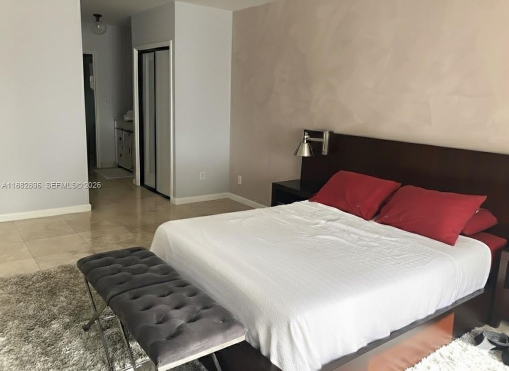 5700 Collins Ave, Unit 3M, Miami Beach, FL 33140 Photo