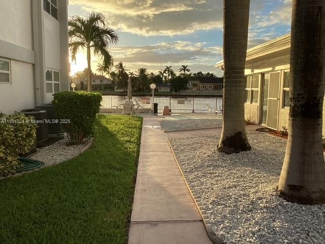 3133 S Ocean Dr, Unit 118, Hallandale Beach, FL 33009 Photo