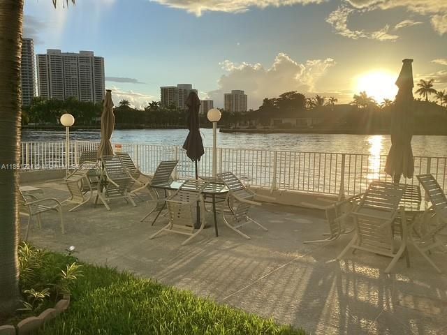 3133 S Ocean Dr, Unit 118, Hallandale Beach, FL 33009 Photo