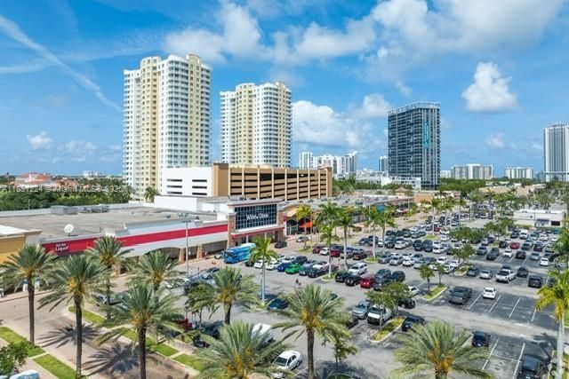 3133 S Ocean Dr, Unit 118, Hallandale Beach, FL 33009 Photo
