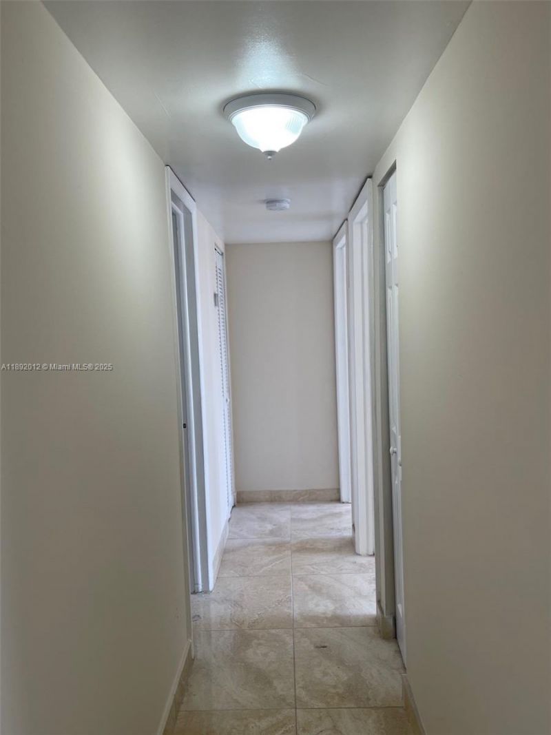 1725 W 60th St, Unit F304, Hialeah, FL 33012 Photo