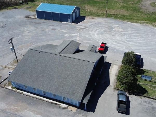 2751 E Marshall St, Charleston, MO 63834