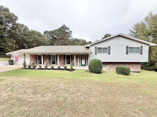 2263 Ridge Rd, Columbus, MS 39705