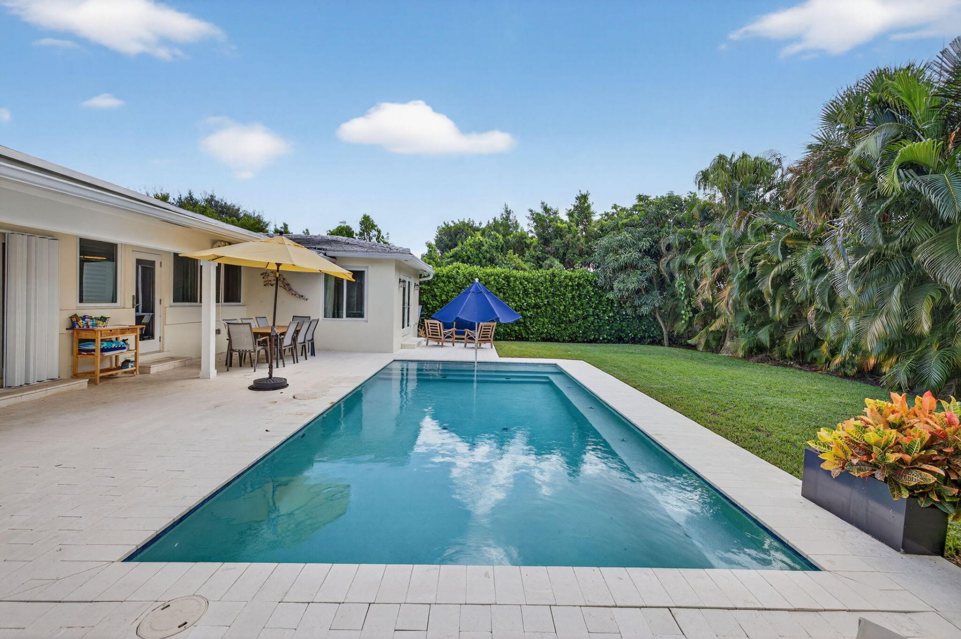 222 S Seacrest Circle, Delray Beach, FL 33444 Photo