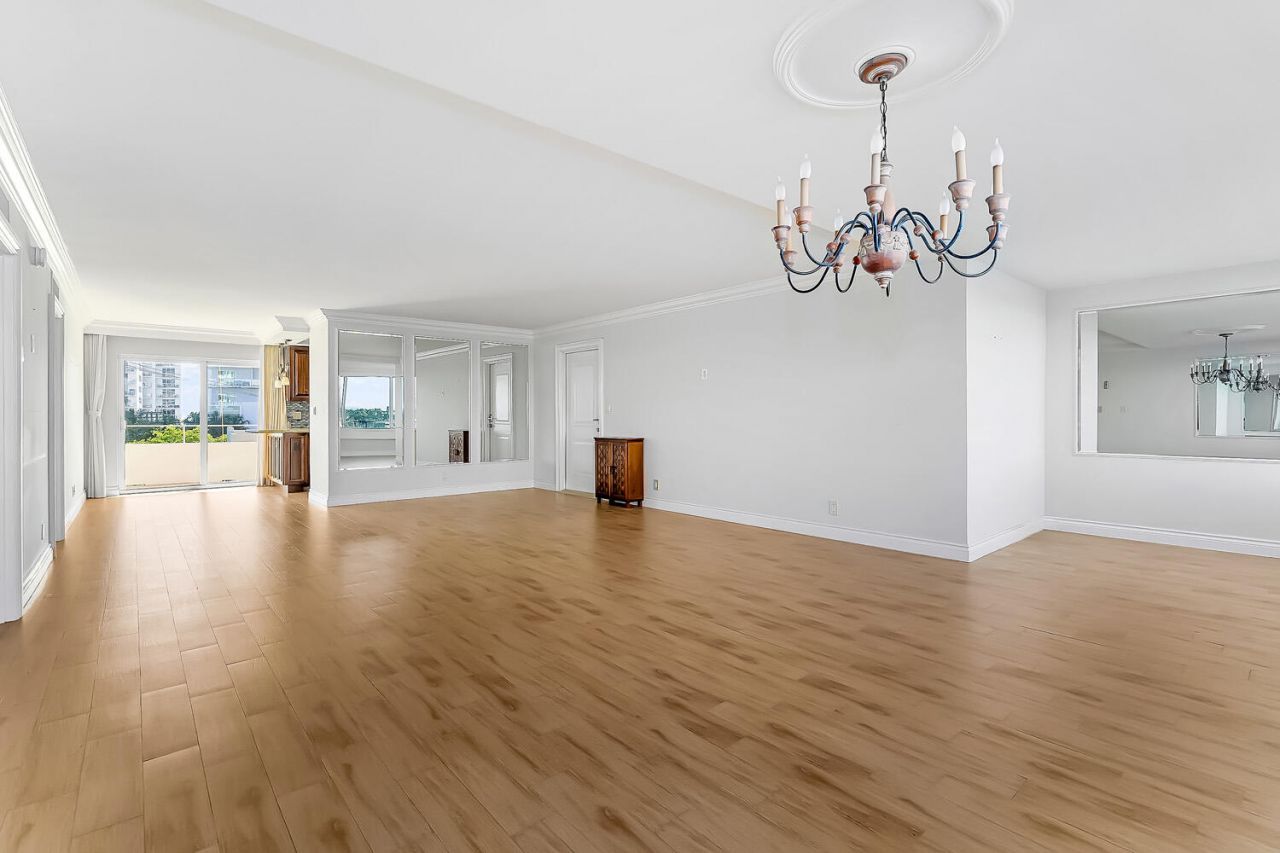 215 N Birch Road, Unit 5b, Fort Lauderdale, FL 33304 Photo