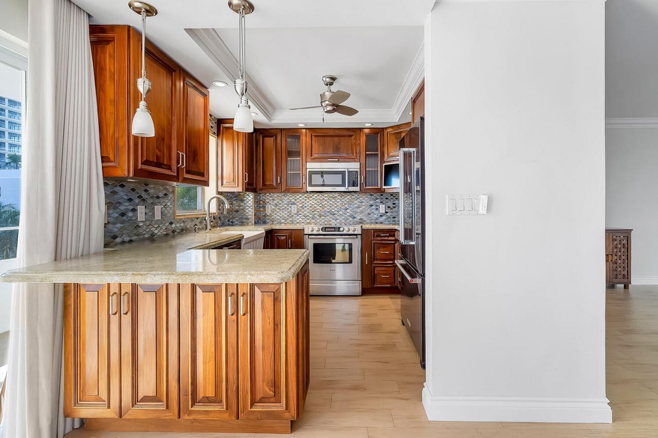 215 N Birch Road, Unit 5b, Fort Lauderdale, FL 33304 Photo