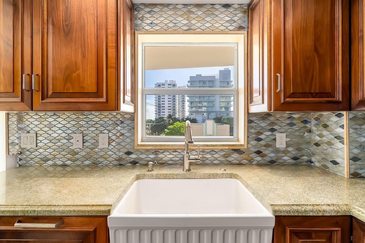 215 N Birch Road, Unit 5b, Fort Lauderdale, FL 33304 Photo