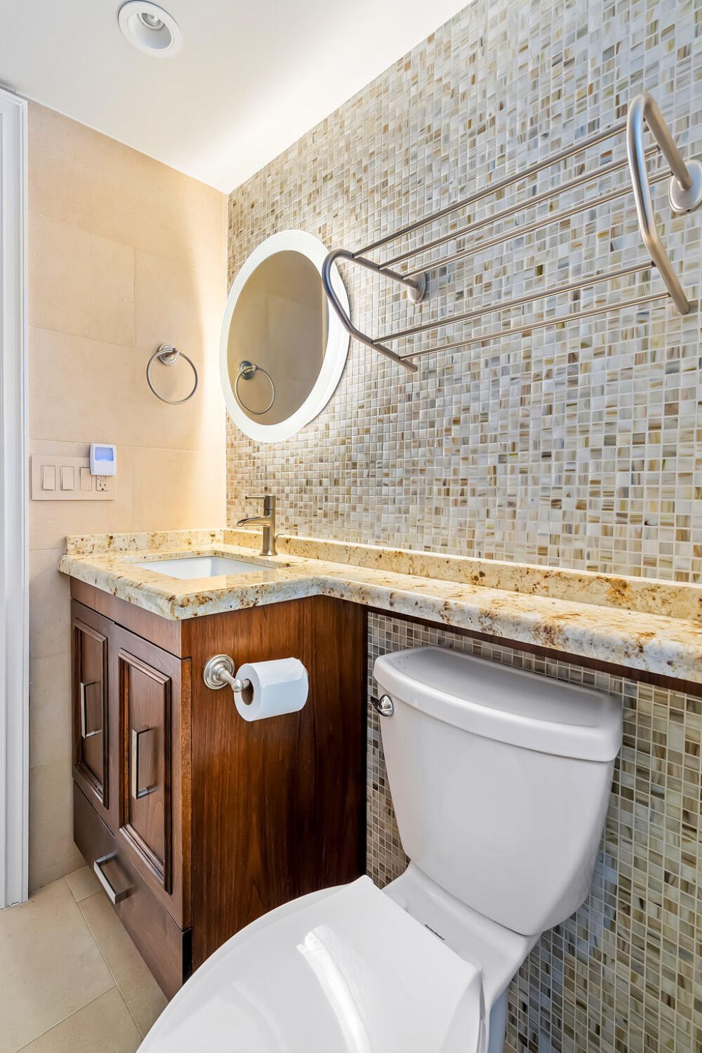 215 N Birch Road, Unit 5b, Fort Lauderdale, FL 33304 Photo