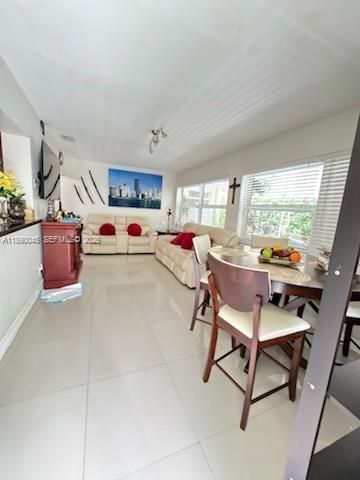 9430 NW 18th St, Pembroke Pines, FL 33024 Photo