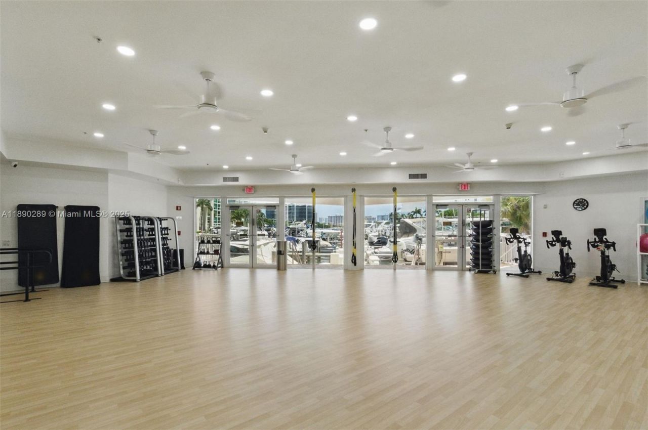 3340 NE 190th St, Unit 108, Aventura, FL 33180 Photo