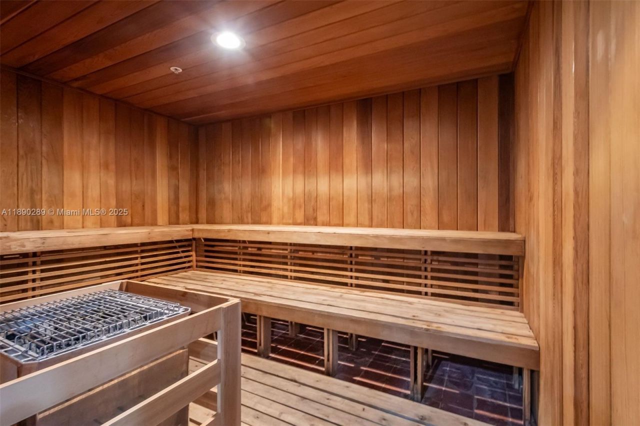 3340 NE 190th St, Unit 108, Aventura, FL 33180 Photo