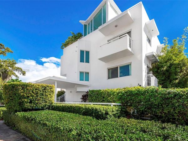 945 Jefferson Ave, Unit 103, Miami Beach, FL 33139