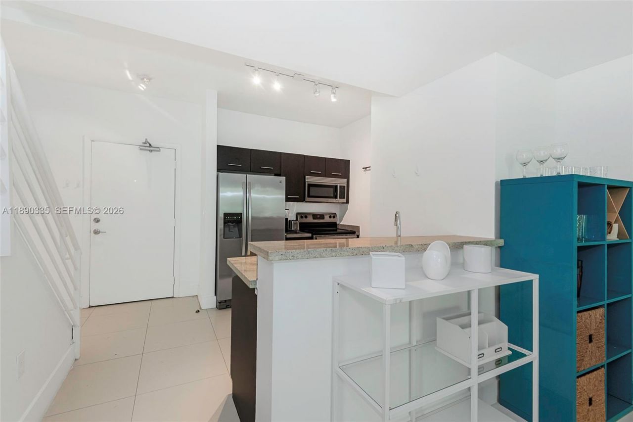 945 Jefferson Ave, Unit 103, Miami Beach, FL 33139 Photo