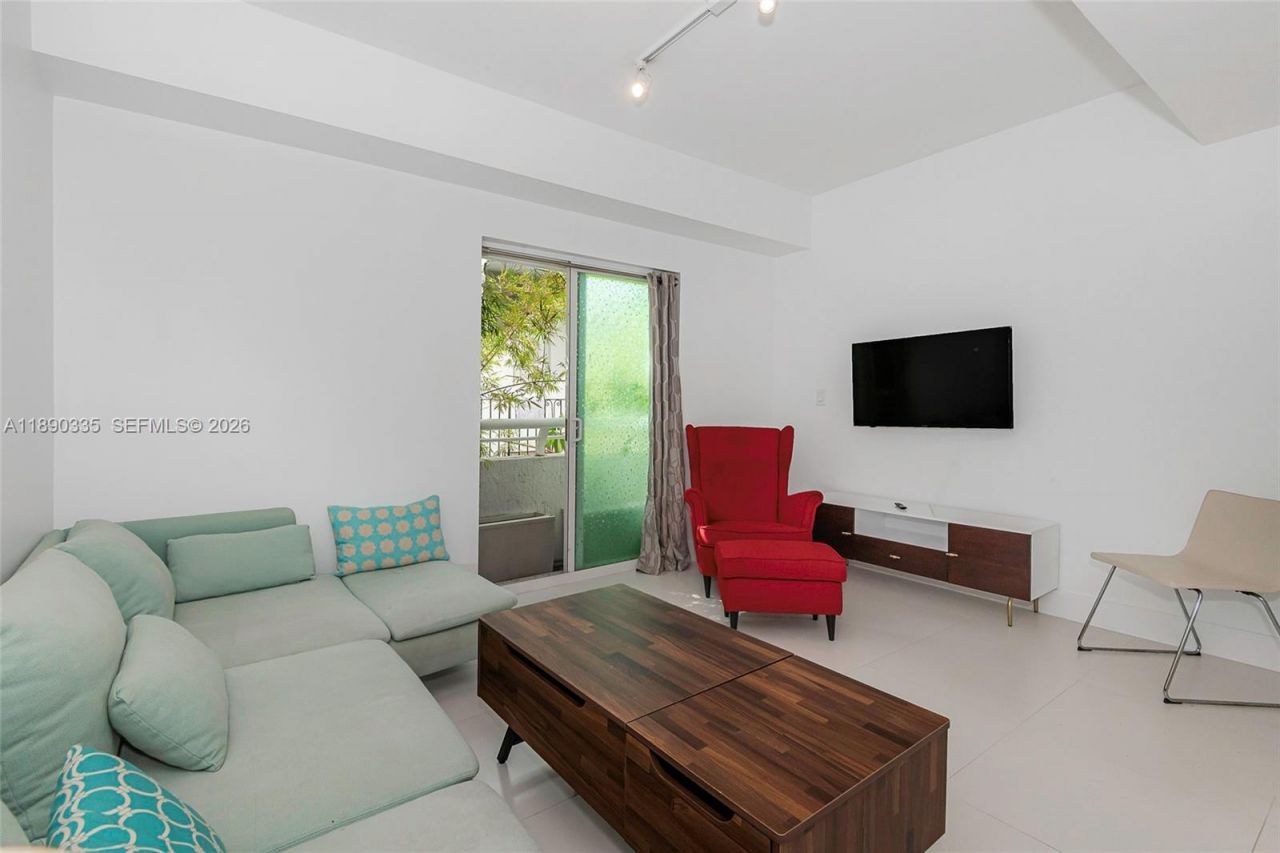 945 Jefferson Ave, Unit 103, Miami Beach, FL 33139 Photo