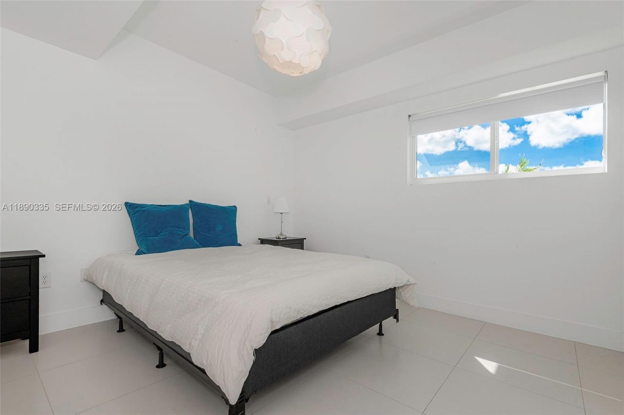 945 Jefferson Ave, Unit 103, Miami Beach, FL 33139 Photo