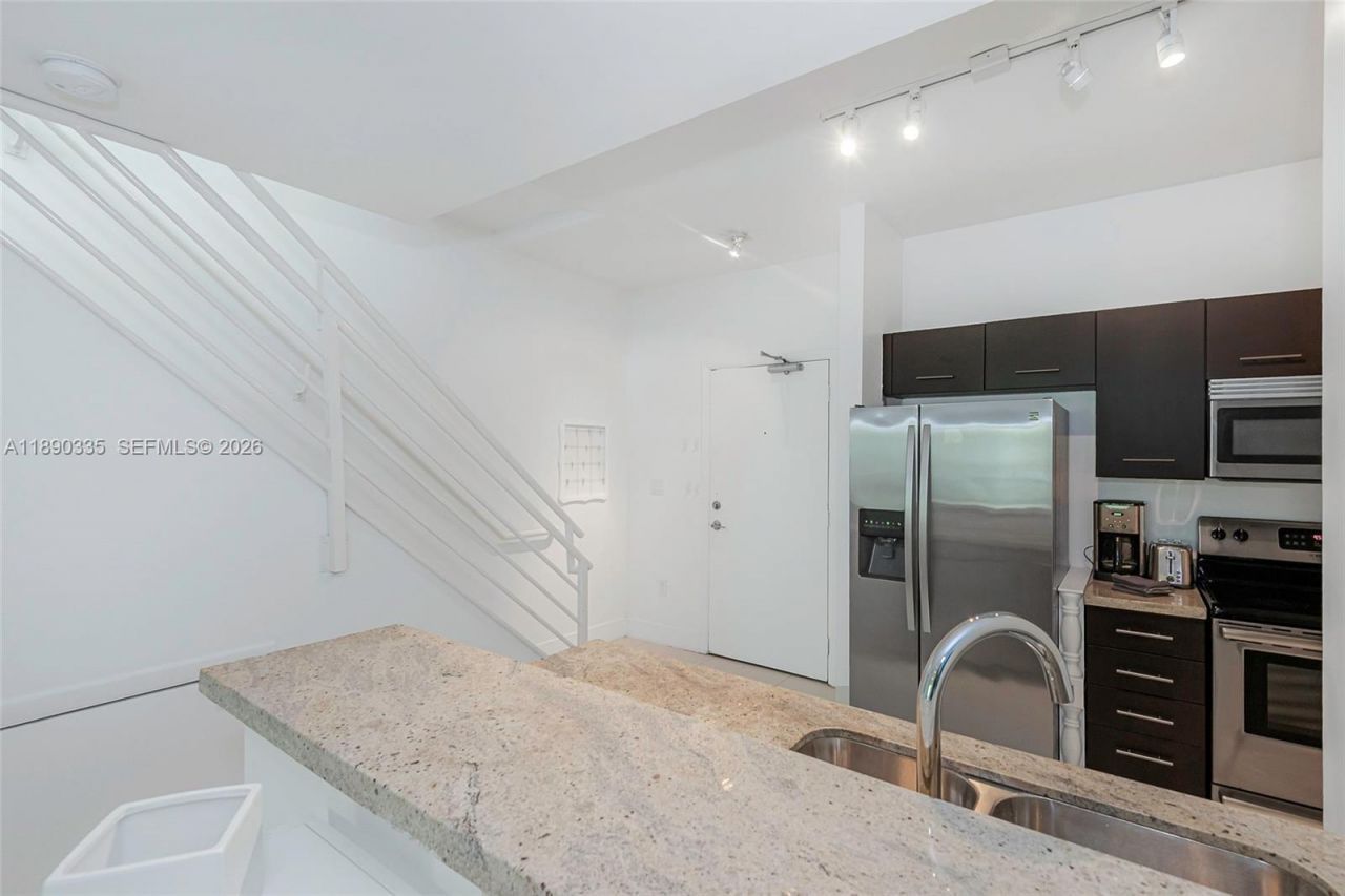 945 Jefferson Ave, Unit 103, Miami Beach, FL 33139 Photo