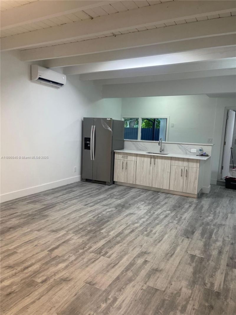 1220 NW 180th Ter, Miami Gardens, FL 33169 Photo