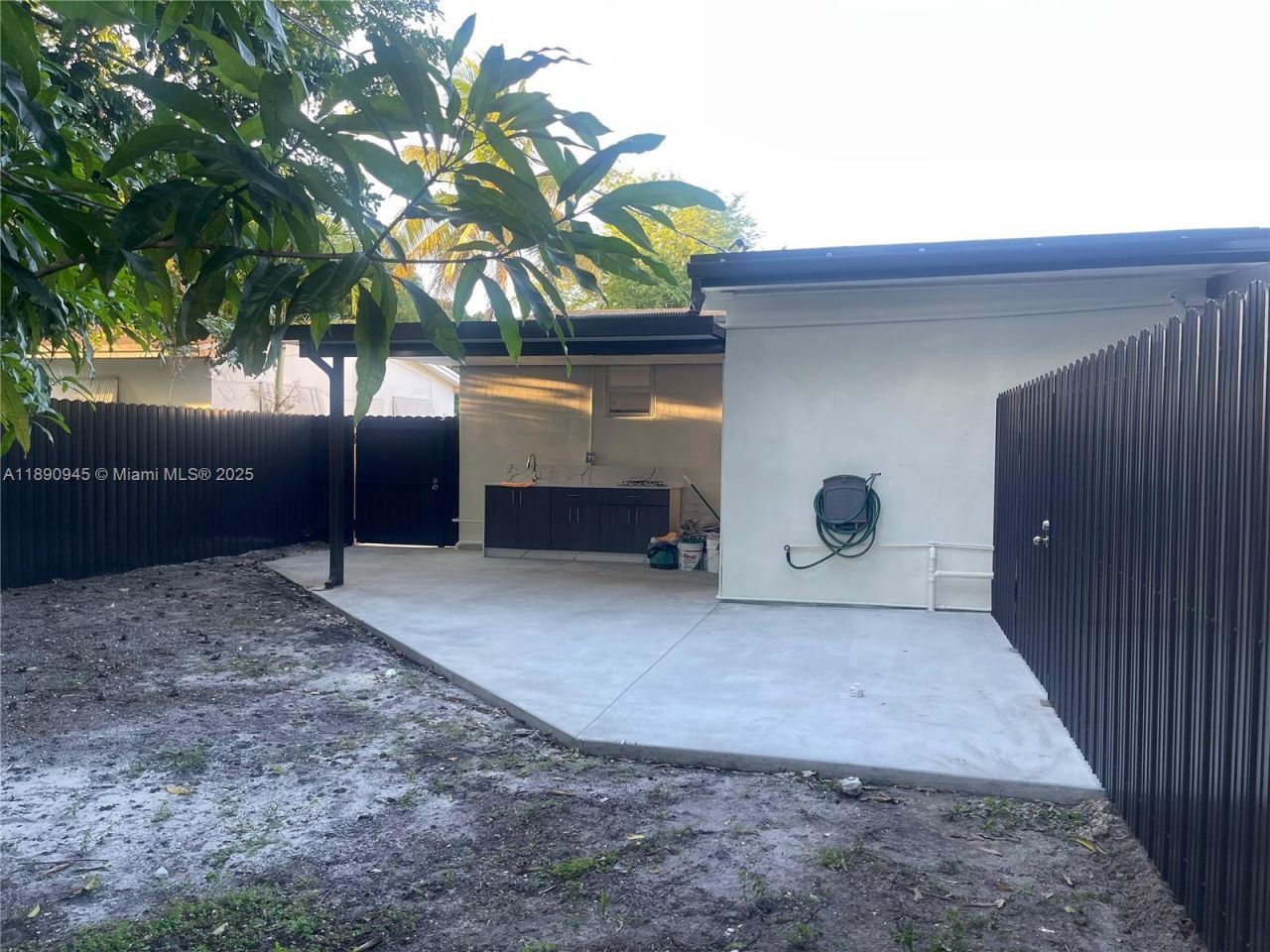 1220 NW 180th Ter, Miami Gardens, FL 33169 Photo