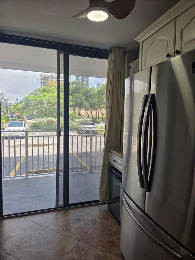 210 174th St, Unit L18, Sunny Isles Beach, FL 33160 Photo