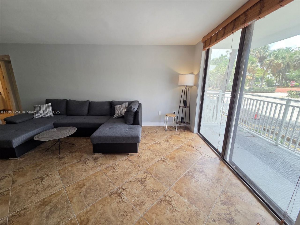 210 174th St, Unit L18, Sunny Isles Beach, FL 33160 Photo