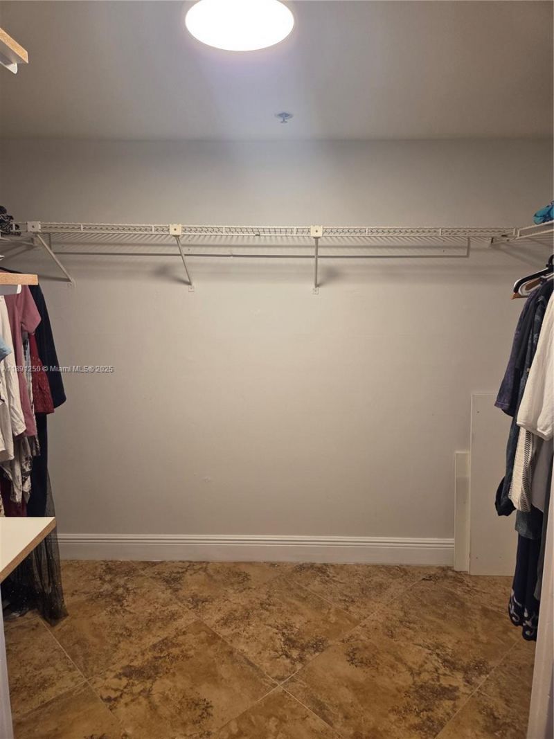 210 174th St, Unit L18, Sunny Isles Beach, FL 33160 Photo