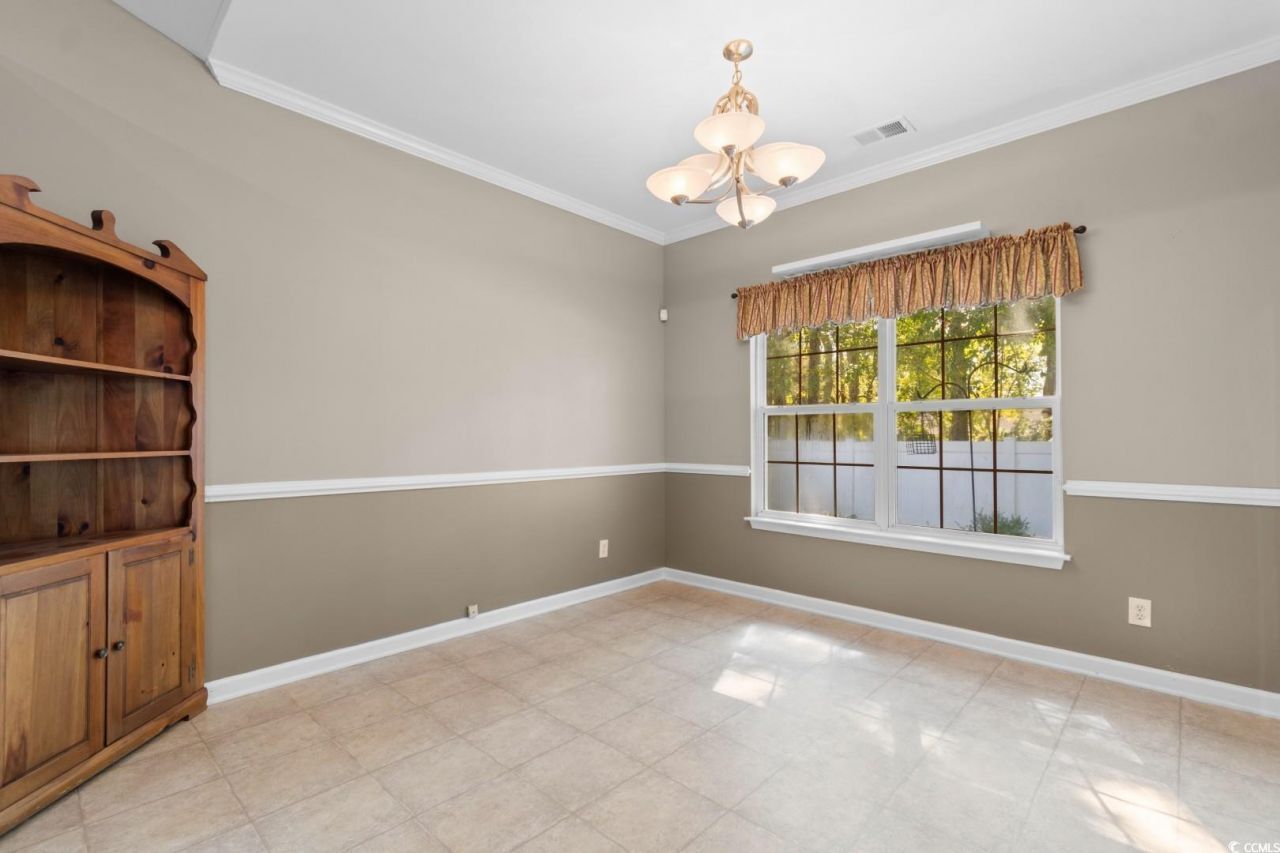 121 Carriage Lake Dr. Photo 10