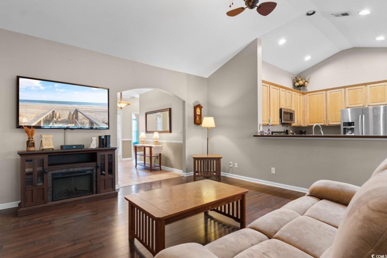 121 Carriage Lake Dr. Photo 12