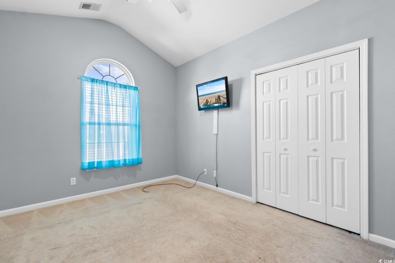 121 Carriage Lake Dr. Photo 19