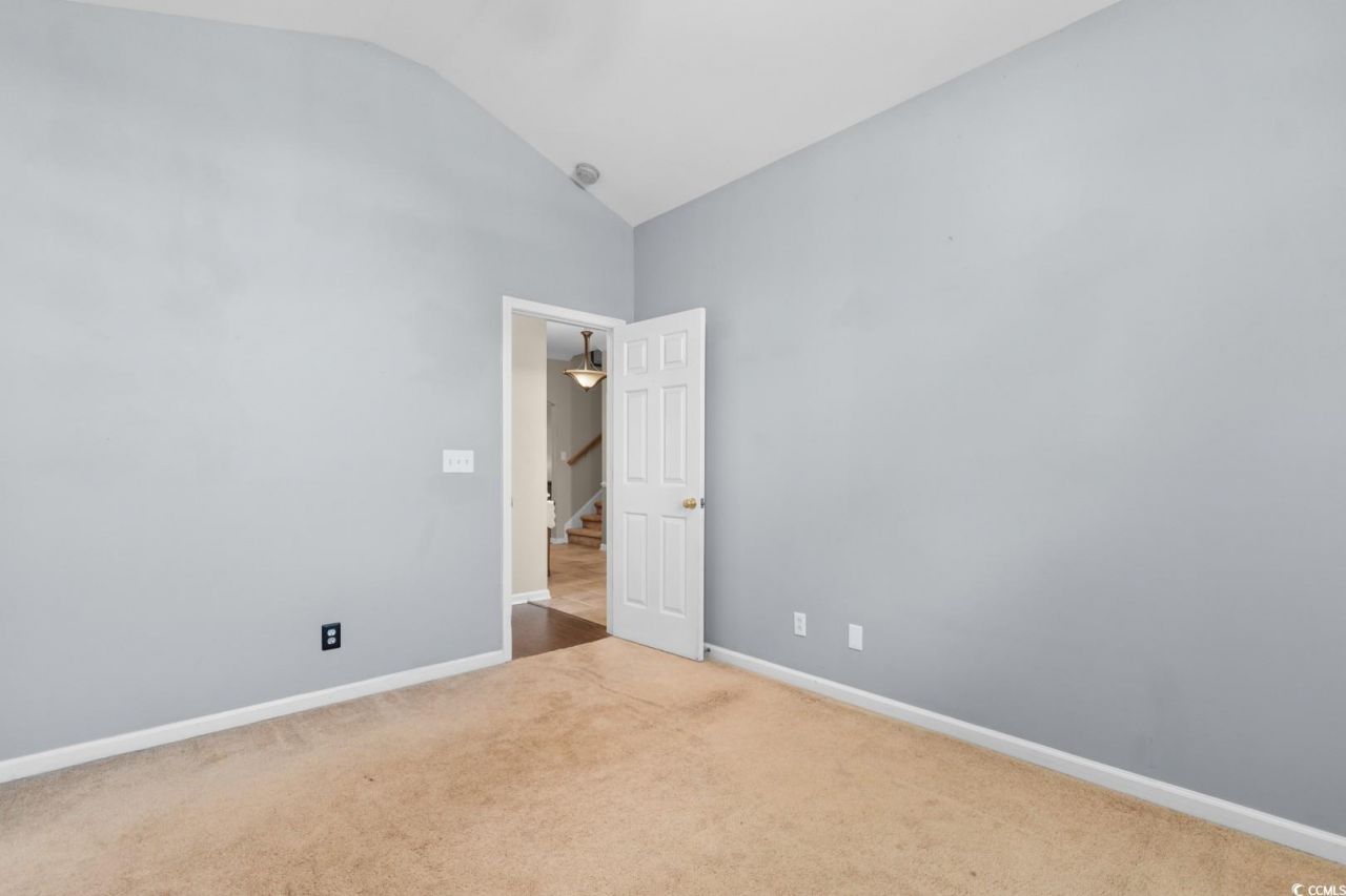 121 Carriage Lake Dr. Photo 20