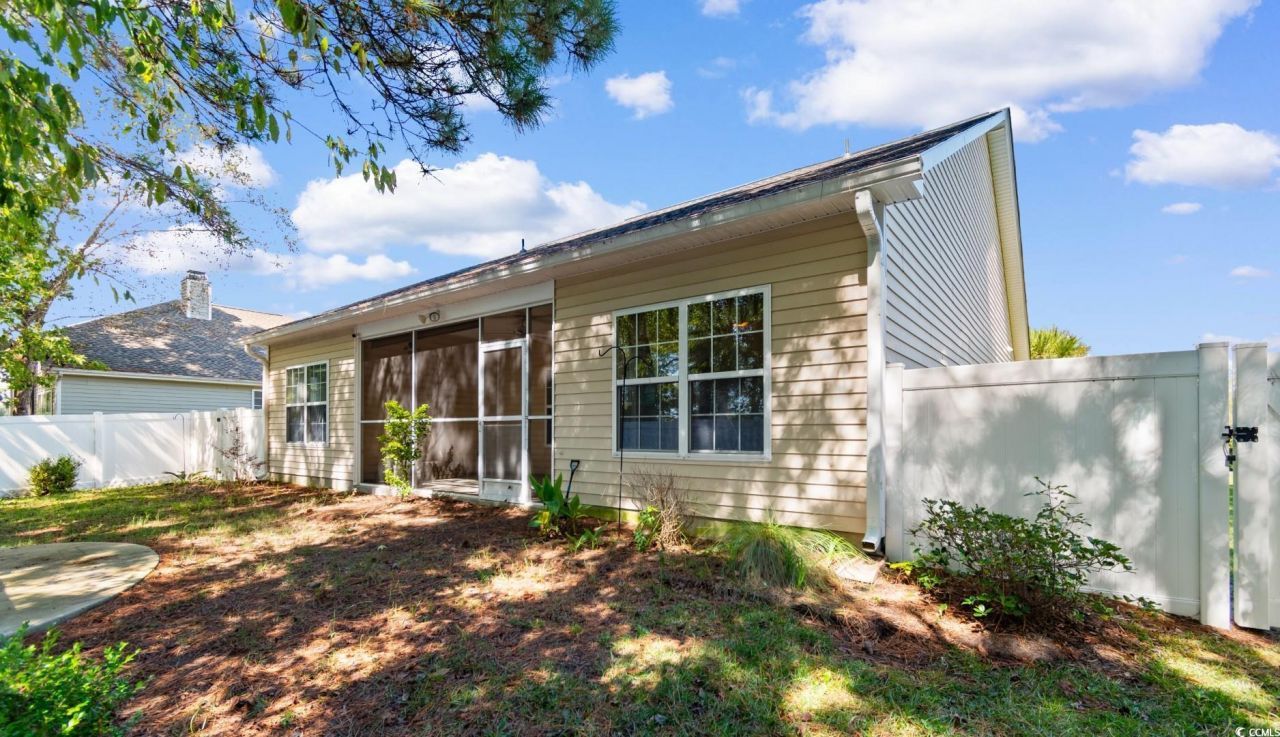 121 Carriage Lake Dr. Photo 31