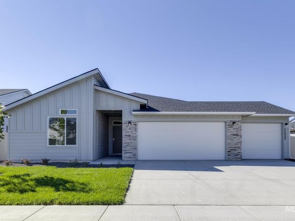 7237 E Shields Dr, Nampa, ID 83687