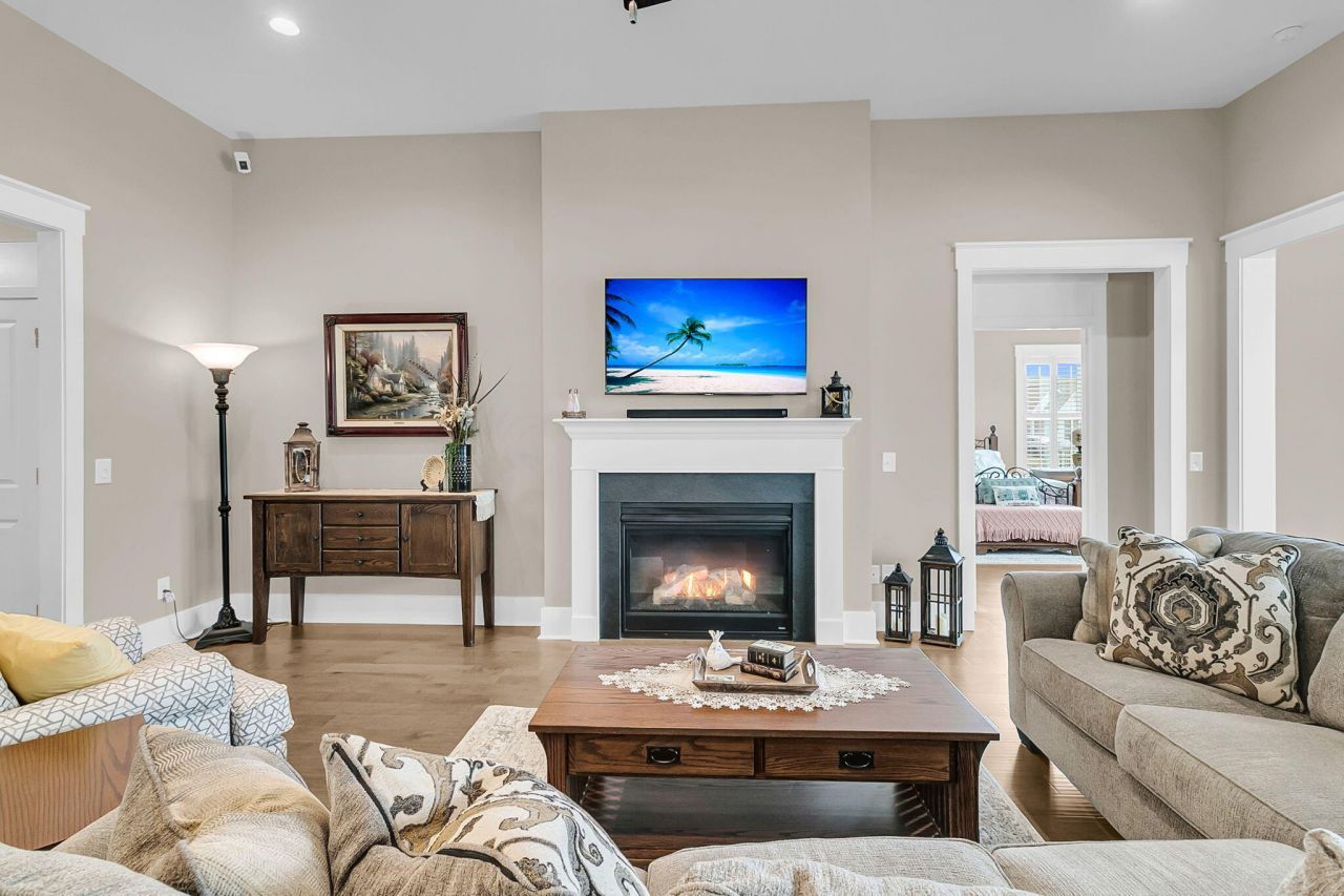 4029 Wood Violet Lane Photo 12