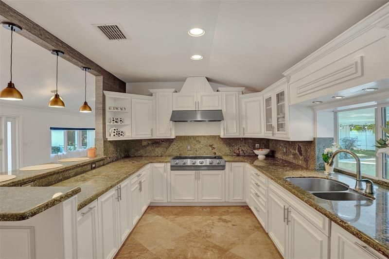 2740 NE 29th Street, Fort Lauderdale, FL 33306 Photo