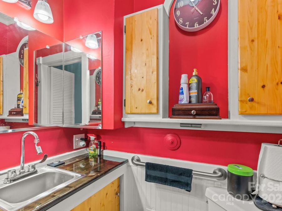 Property Image 32
