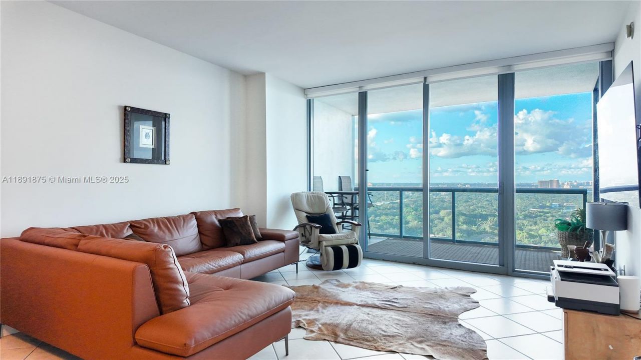 601 NE 36th St, Unit 2206, Miami, FL 33137 Photo