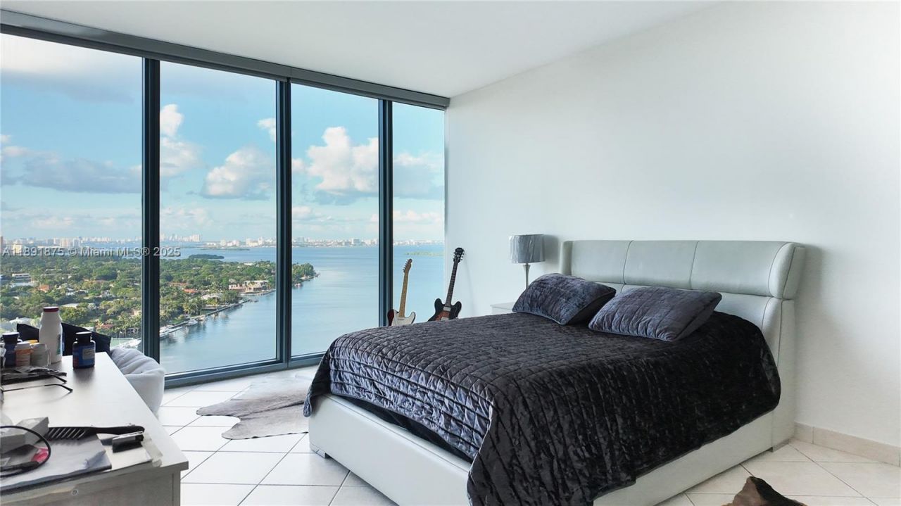 601 NE 36th St, Unit 2206, Miami, FL 33137 Photo