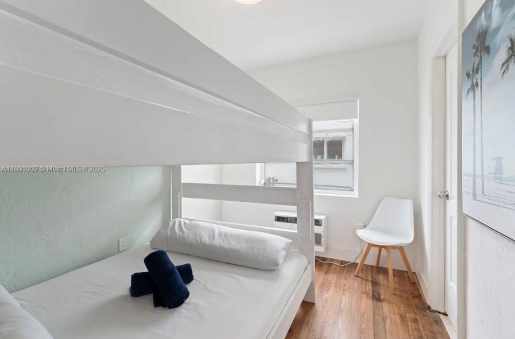 7721 Harding Ave, Unit 4, Miami Beach, FL 33141 Photo