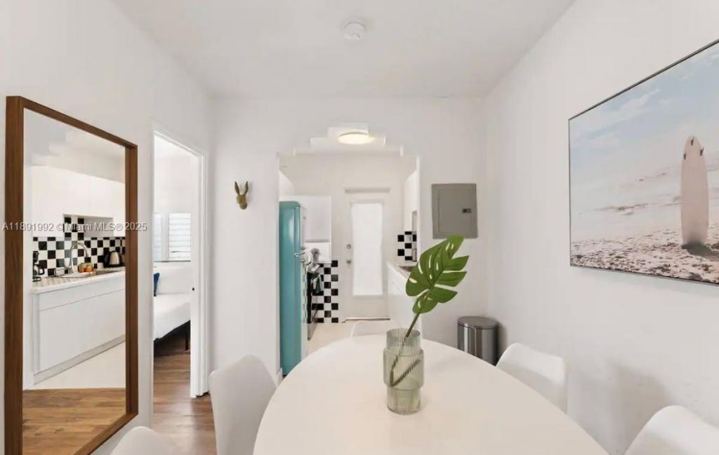 7721 Harding Ave, Unit 4, Miami Beach, FL 33141 Photo