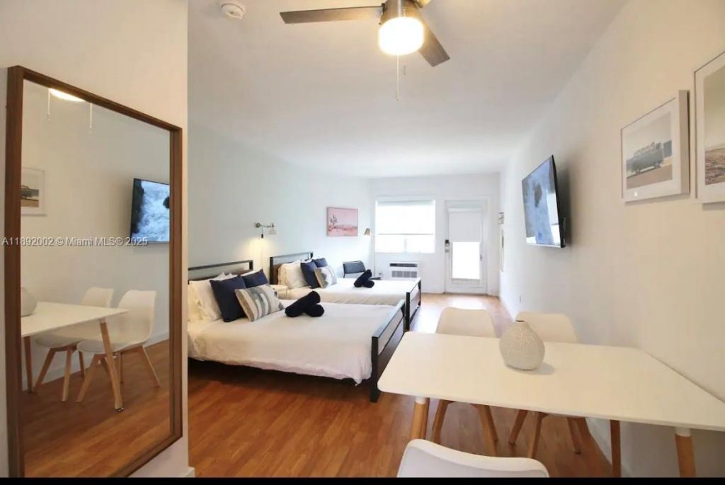 7721 Harding Ave, Unit 9, Miami Beach, FL 33141 Photo
