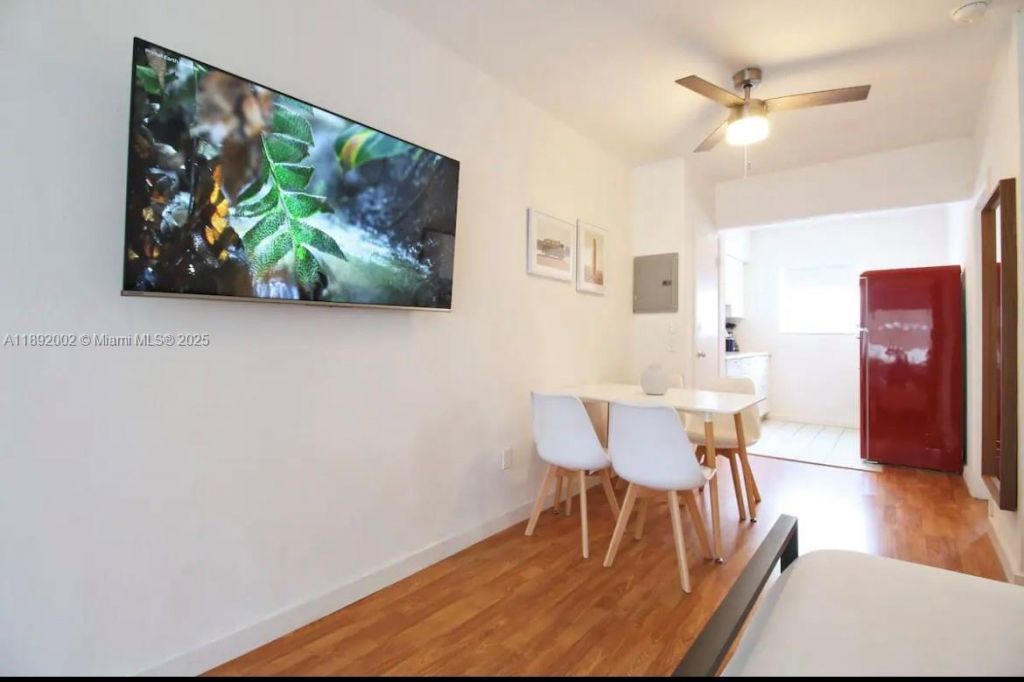 7721 Harding Ave, Unit 9, Miami Beach, FL 33141 Photo