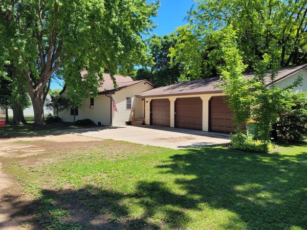 110 N Grant Street, Taunton, MN 56291