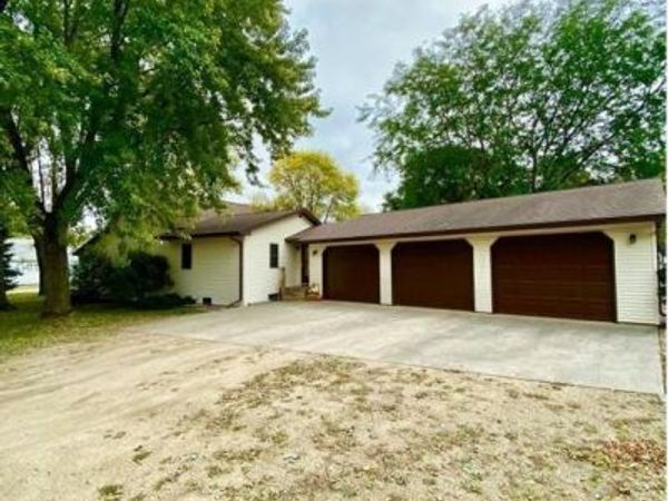 110 N Grant Street, Taunton, MN 56291