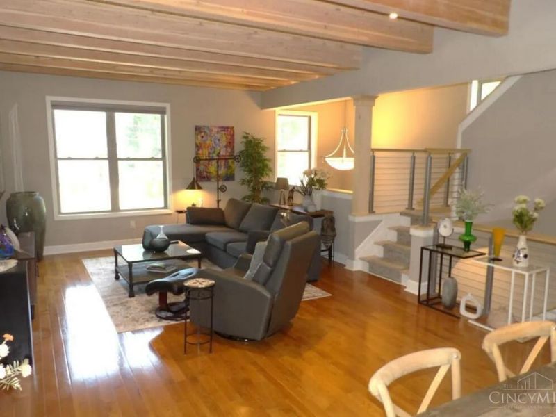 658 Hawthorne Avenue, Cincinnati, OH 45205 Photo 6