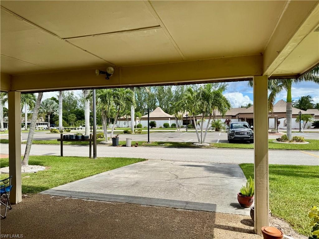 5709 Harbour Club Rd, Fort Myers, FL 33919 Photo