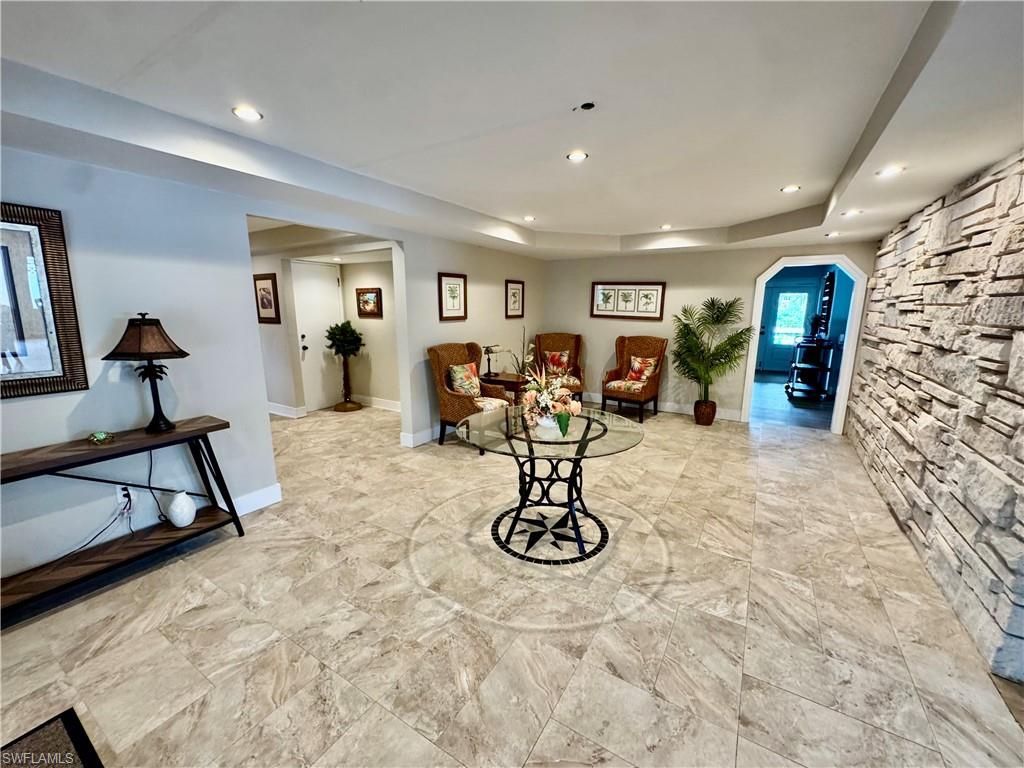 5709 Harbour Club Rd, Fort Myers, FL 33919 Photo