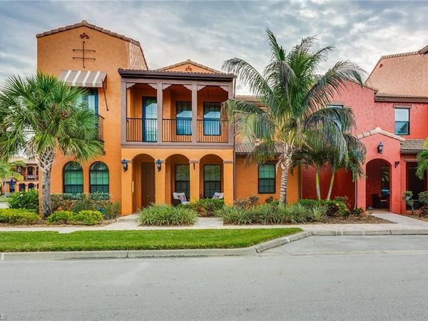9082 Capistrano ST N, Unit 48-5, NAPLES, FL 34113