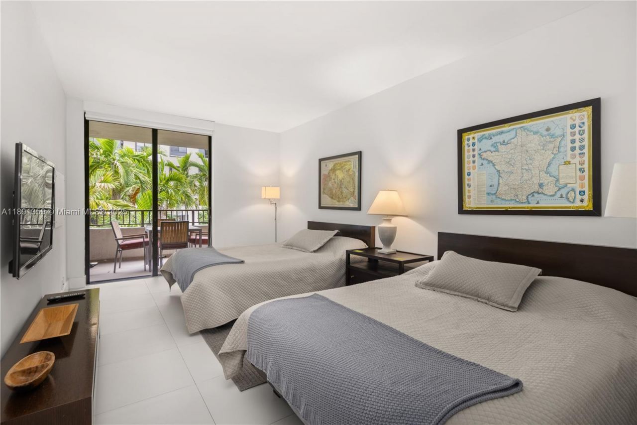 101 Crandon Blvd, Unit 379, Key Biscayne, FL 33149 Photo