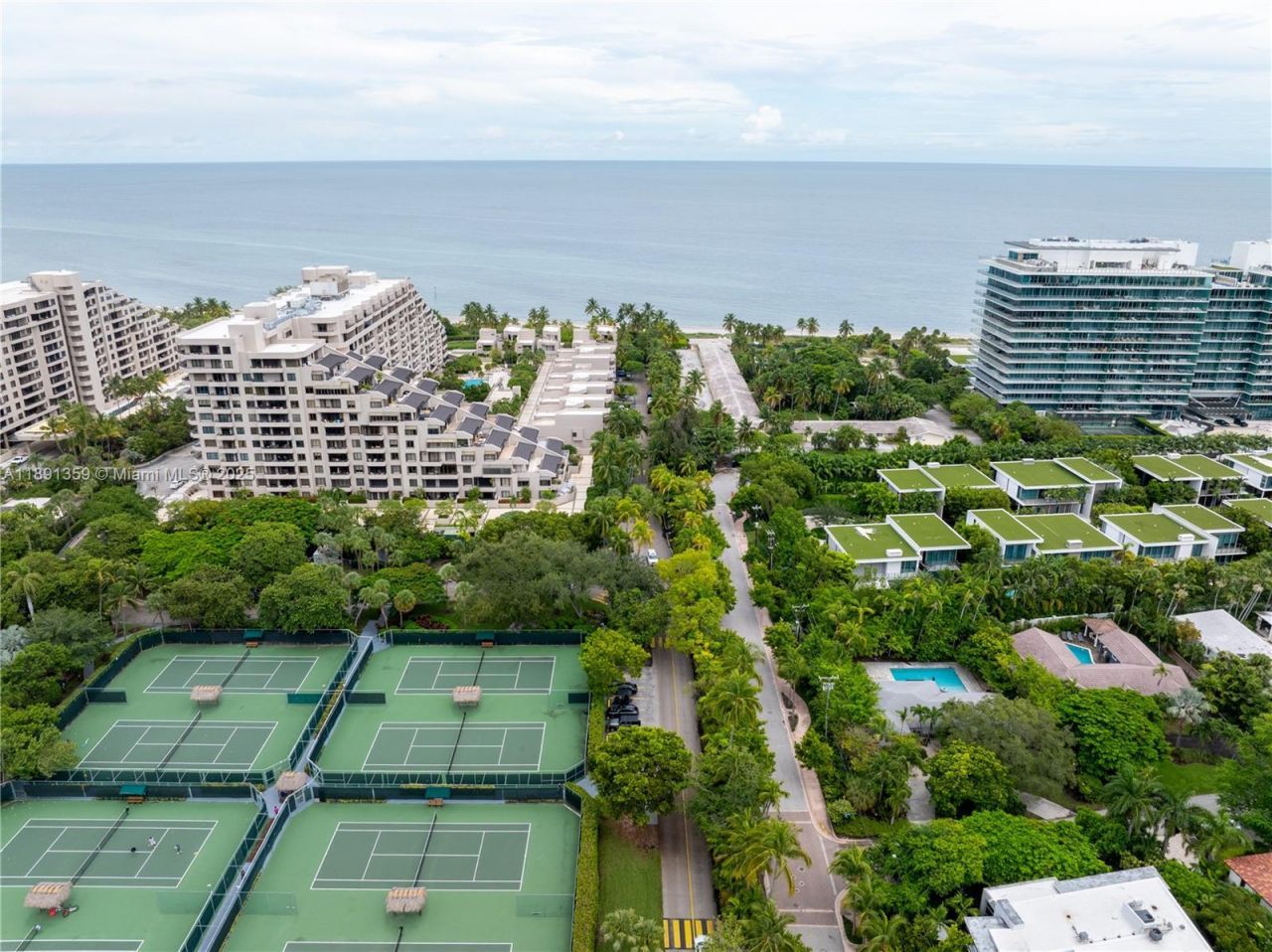 101 Crandon Blvd, Unit 379, Key Biscayne, FL 33149 Photo