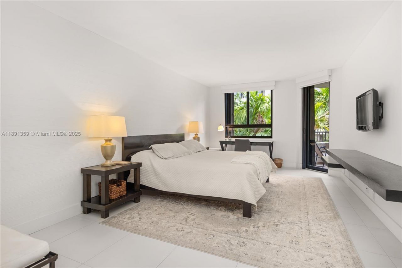 101 Crandon Blvd, Unit 379, Key Biscayne, FL 33149 Photo